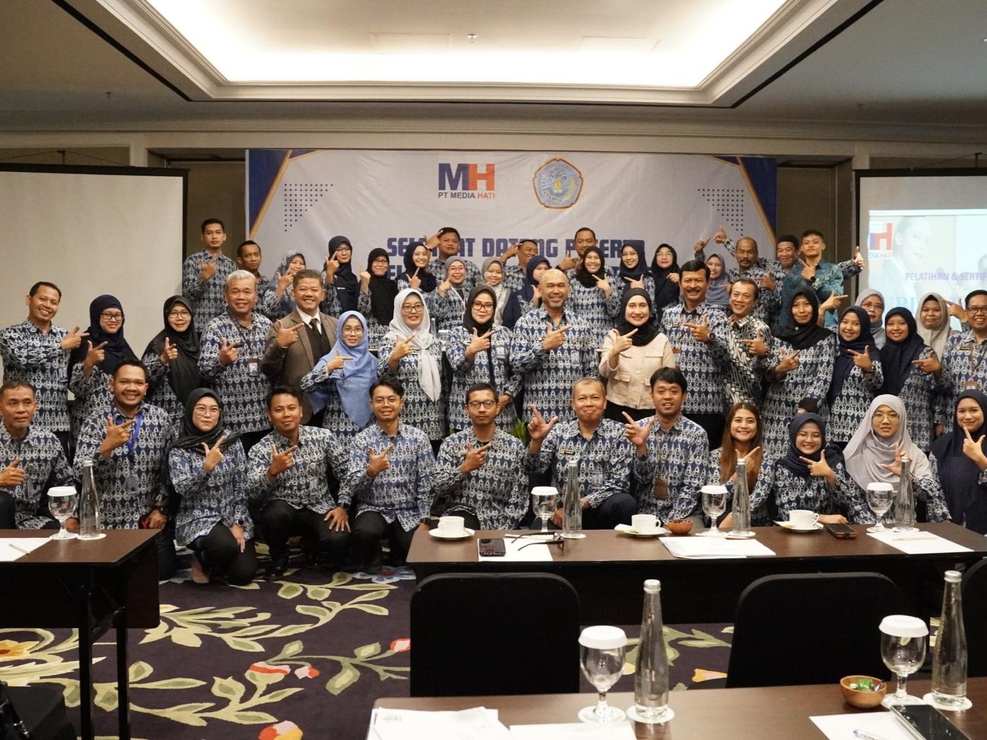 Pelatihan Public Speaking PT Media Hati dan Universitas Hang Tuah